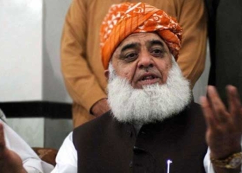 نئے صوبوں کے قیام سے متعلق شوشے ملکی مسائل سے توجہ ہٹانے کی کوشش ہیں، فضل الرحمان — پاک الرٹس: سنسنی نہیں، صرف خبر - PakAlerts.net — قابل اعتماد ڈیجیٹل نیوز پلیٹ فارم عالمی امور، تازہ ترین خبریں, سیاست, ٹیکنالوجی، کھیل، معیشت، تفریح، صحت، تعلیم، اور بہت کچھ ایک جگہ پر۔ نئے صوبوں کے قیام سے متعلق شوشے ملکی مسائل سے توجہ ہٹانے کی کوشش ہیں، فضل الرحمان