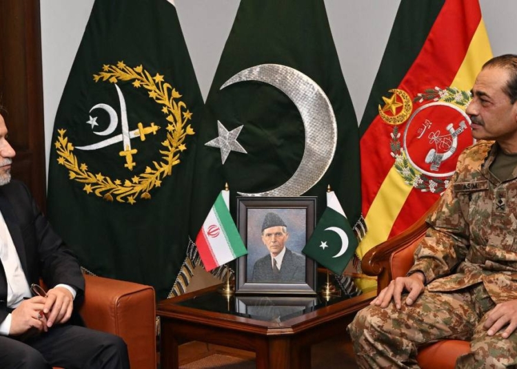 فیلڈ مارشل عاصم منیر اور ایرانی وزیر خارجہ کا رابطہ، علاقائی صورتحال کے سیاسی و سفارتی حل کیلئے کوششیں تیز کرنے پر اتفاق