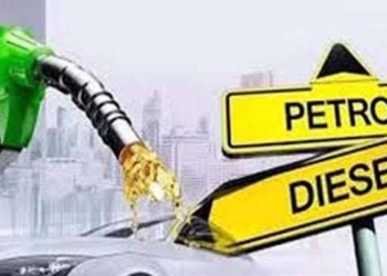 پیٹرول اور ہائی اسپیڈ ڈیزل کی قیمتوں میں ٹیکسوں کا بڑا حصہ شامل، شہری فی لیٹر 130 روپے سے زائد اضافی ادائیگی پر مجبور