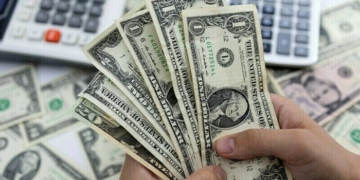 پاکستان کو جولائی میں 76 کروڑ 30 لاکھ ڈالر سے زائد بیرونی مالی معاونت موصول، جون کے مقابلے میں 81 فیصد کمی