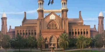 18 سال سے کم عمر لڑکی کی شادی غیر قانونی، رضامندی بھی قانونی جواز نہیں بن سکتی: لاہور ہائیکورٹ