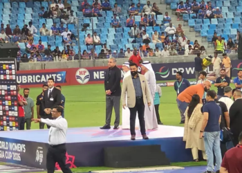 کرکٹ ایک بار پھر سیاست کی نذر، ایشیا کپ کی فاتح بھارتی ویمنز ٹیم نے محسن نقوی سے ٹرافی وصول کرنے سے انکار کردیا — پاک الرٹس: سنسنی نہیں، صرف خبر - PakAlerts.net — قابل اعتماد ڈیجیٹل نیوز پلیٹ فارم عالمی امور، تازہ ترین خبریں, سیاست, ٹیکنالوجی، کھیل، معیشت، تفریح، صحت، تعلیم، اور بہت کچھ ایک جگہ پر۔ کرکٹ ایک بار پھر سیاست کی نذر، ایشیا کپ کی فاتح بھارتی ویمنز ٹیم نے محسن نقوی سے ٹرافی وصول کرنے سے انکار کردیا