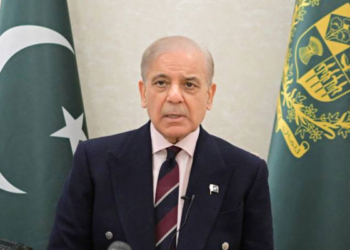 مکہ پر ڈرون حملے کی کوشش پر وزیراعظم کا شدید ردعمل، سعودی عرب سے مکمل یکجہتی کا اظہار — پاک الرٹس: سنسنی نہیں، صرف خبر - PakAlerts.net — قابل اعتماد ڈیجیٹل نیوز پلیٹ فارم عالمی امور، تازہ ترین خبریں, سیاست, ٹیکنالوجی، کھیل، معیشت، تفریح، صحت، تعلیم، اور بہت کچھ ایک جگہ پر۔ مکہ پر ڈرون حملے کی کوشش پر وزیراعظم کا شدید ردعمل، سعودی عرب سے مکمل یکجہتی کا اظہار
