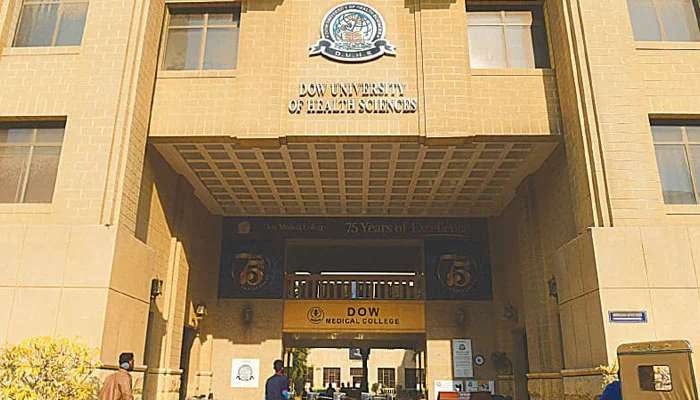 ڈاؤ یونیورسٹی کے 27 ملازمین کی ڈگریاں جعلی ثابت، تمام تنخواہیں واپس وصول کرنے کا حکم — پاک الرٹس: سنسنی نہیں، صرف خبر - PakAlerts.net — قابل اعتماد ڈیجیٹل نیوز پلیٹ فارم عالمی امور، تازہ ترین خبریں, سیاست, ٹیکنالوجی، کھیل، معیشت، تفریح، صحت، تعلیم، اور بہت کچھ ایک جگہ پر۔ ڈاؤ یونیورسٹی کے 27 ملازمین کی ڈگریاں جعلی ثابت، تمام تنخواہیں واپس وصول کرنے کا حکم