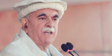 محمود خان اچکزئی کا قائد حزب اختلاف کا عہدہ چھوڑنے سے انکار — پاک الرٹس: سنسنی نہیں، صرف خبر - PakAlerts.net — قابل اعتماد ڈیجیٹل نیوز پلیٹ فارم عالمی امور، تازہ ترین خبریں, سیاست, ٹیکنالوجی، کھیل، معیشت، تفریح، صحت، تعلیم، اور بہت کچھ ایک جگہ پر۔ محمود خان اچکزئی کا قائد حزب اختلاف کا عہدہ چھوڑنے سے انکار
