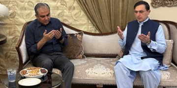 مذاکرات کی ناکامی کے باوجود گوہر اور محسن نقوی میں رابطے، کشیدگی کم کرنے کی کوششیں — پاک الرٹس: سنسنی نہیں، صرف خبر - PakAlerts.net — قابل اعتماد ڈیجیٹل نیوز پلیٹ فارم عالمی امور، تازہ ترین خبریں, سیاست, ٹیکنالوجی، کھیل، معیشت، تفریح، صحت، تعلیم، اور بہت کچھ ایک جگہ پر۔ مذاکرات کی ناکامی کے باوجود گوہر اور محسن نقوی میں رابطے، کشیدگی کم کرنے کی کوششیں