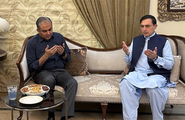 مذاکرات کی ناکامی کے باوجود گوہر اور محسن نقوی میں رابطے، کشیدگی کم کرنے کی کوششیں