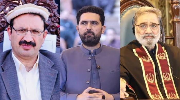 سہیل آفریدی سمیت پی ٹی آئی کے 8 اہم رہنما پولیس کی حفاظتی تحویل میں ہیں: خیبرپختونخوا پولیس — پاک الرٹس: سنسنی نہیں، صرف خبر - PakAlerts.net — قابل اعتماد ڈیجیٹل نیوز پلیٹ فارم عالمی امور، تازہ ترین خبریں, سیاست, ٹیکنالوجی، کھیل، معیشت، تفریح، صحت، تعلیم، اور بہت کچھ ایک جگہ پر۔ سہیل آفریدی سمیت پی ٹی آئی کے 8 اہم رہنما پولیس کی حفاظتی تحویل میں ہیں: خیبرپختونخوا پولیس